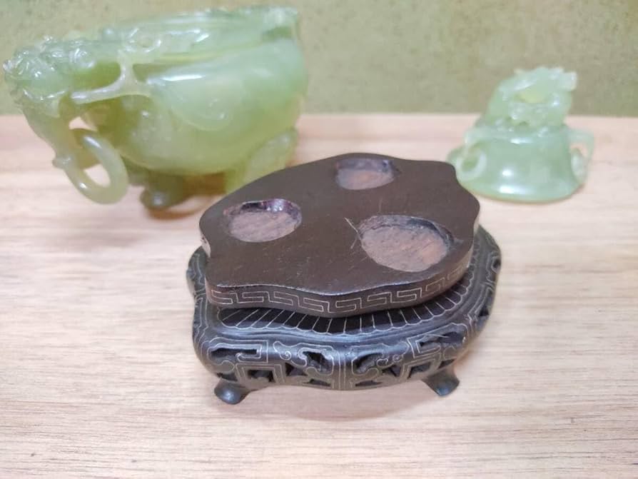 Amazon｜玉香炉 翡翠 玉石 彫刻 香炉 唐木足付台 中国美術 軟玉 置物